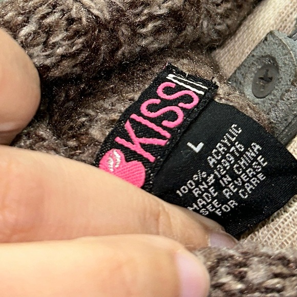 Y2K Kiss It Brown Knit Cardigan with Button Closure - Picture 6 of 6